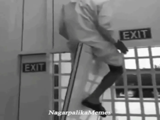 Adhi Adhi Raat Memes